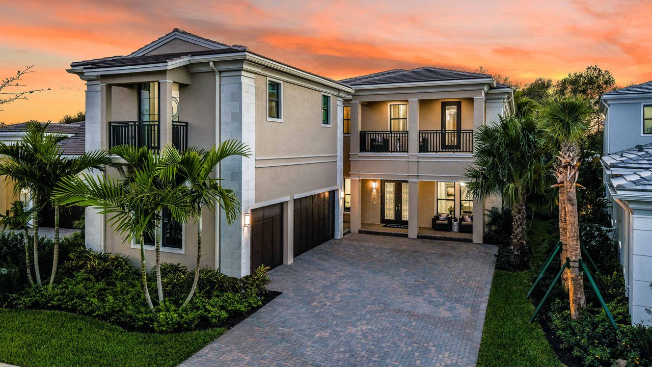 Trumbull Model | Artistry Palm Beach